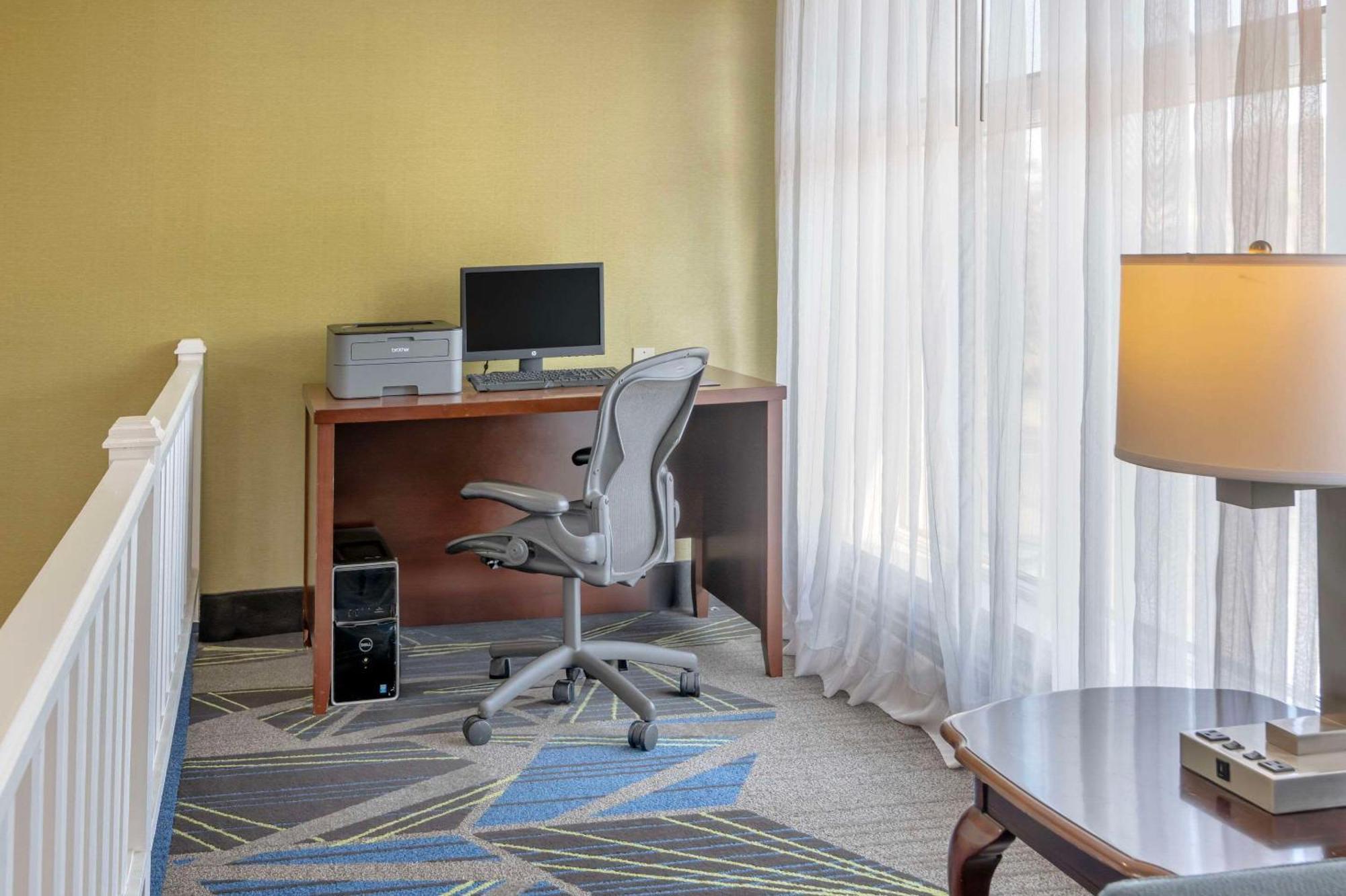 לבנון Quality Inn מראה חיצוני תמונה